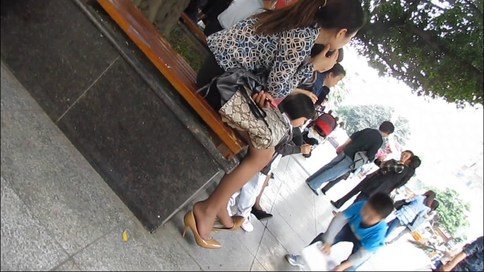 streetsnapshoep[00 00 33][20181209 215436 5]